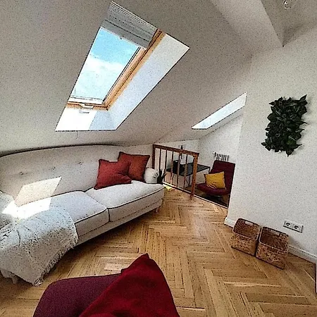 4 Beds 2 Baths Monte-Carlo