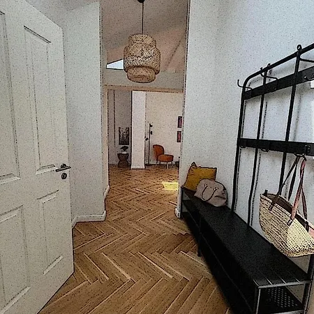 Hébergement de vacances 4 Beds 2 Baths
